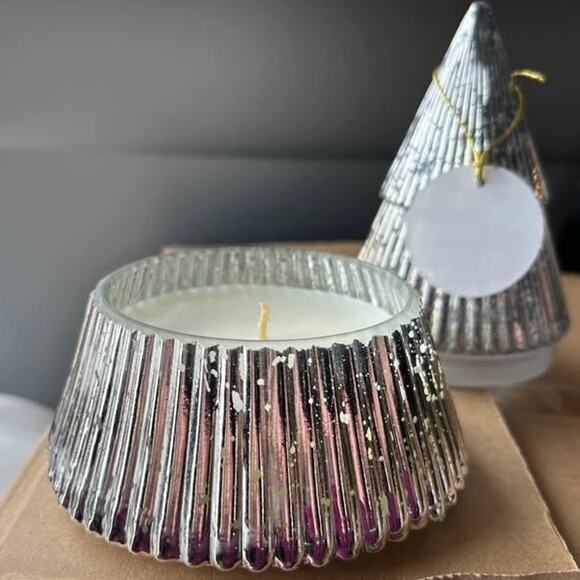 Threshold Christmas Tree 8 oz candle warm gingerbread soy blend wax silver glass - Picture 2 of 3